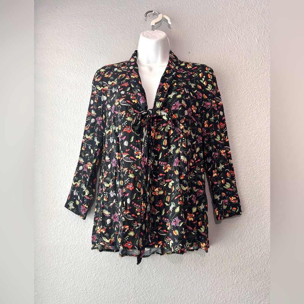 Conversations By Anthropolgie #21 Button Bow Blouse Sz 2 Black Floral XS